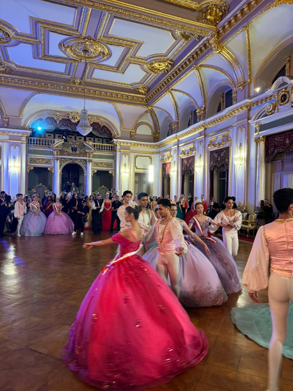 <strong>حفل The Grand Ball الملكي</strong>