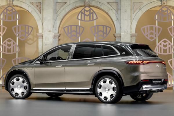 مرسيدس مايباخ EQS 680