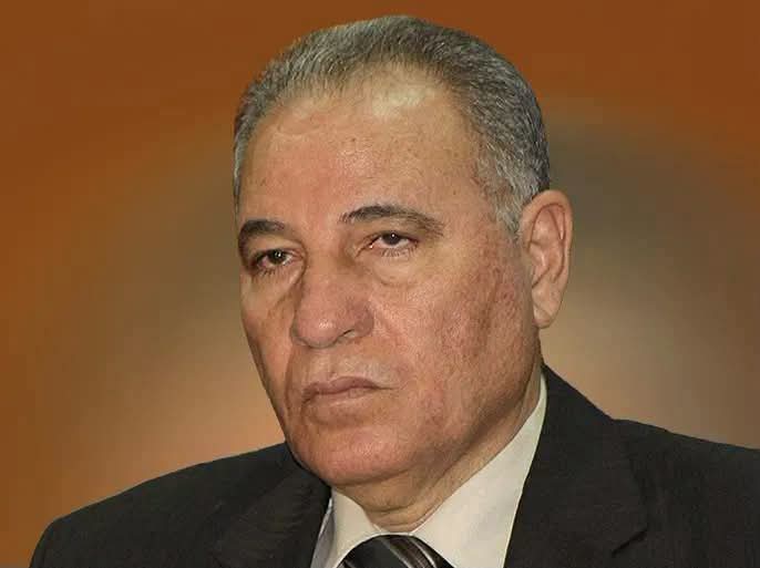 الله يرحمه ويغفرله ويدخله فسيح جناته