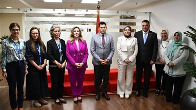 وزير الشباب يلتقي ممثل المفوضية السامية لشئون اللاجئين في مصر 