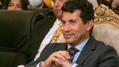 صبحي يوجه رسالة لـ«النشء» المشاركين في junior volunteers