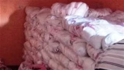 أمن القاهرة يُداهم محتكري السلع ويضبط 5 أطنان أرز وسكر وزيت