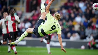 هالاند الإعجازي يستمر في تحطيم الأرقام القياسية