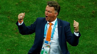 مدرب هولندا يشن تصريحات صادمة بشأن فوز الأرجنتين بكأس العالم