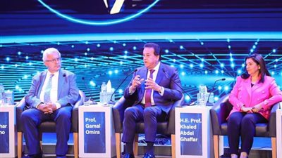 وزير الصحة: 