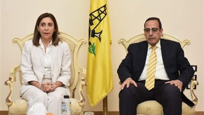 وزيرة الثقافة تلتقي محافظ شمال سيناء لبحث تكثيف الأنشطة وإعادة تأهيل عدد من المواقع الثقافية