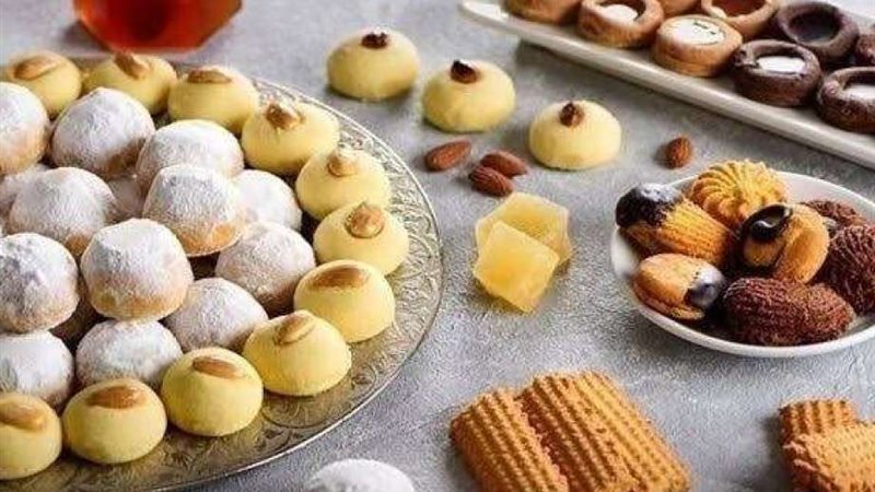 كعك-العيد-في-المجمعات-الاستهلاكية-1680944834-0