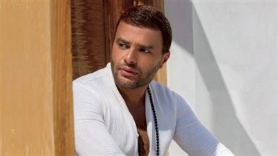 رامي صبري: عندنا حياة مينفعش نوقف عشان فلسطين بتموت