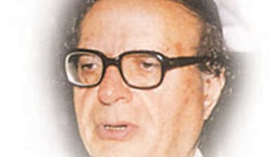 في ذكري ميلاده.. محطات في حياة الدكتور أحمد شفيق