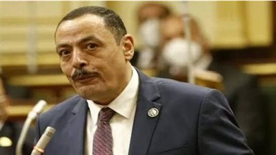 أشرف أمين يتابع الاستعدادات الخاصة بالمدارس والعام الدراسي الجديد 