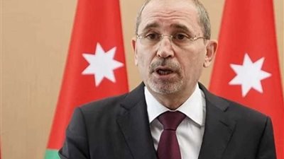 الخارجية الأردنية تطالب بفتح المعابر لتمرير المساعدات لغزة