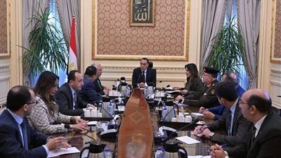 مدبولي يُوجه بخطة متكاملة لزيادة زراعات الذرة لتوفير الأعلاف