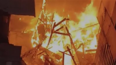 إخماد حريق داخل سوق السد العالي فى البساتين