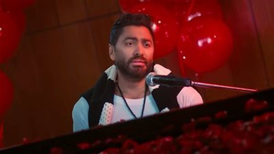 تامر حسني يفاجئ جمهوره بـ