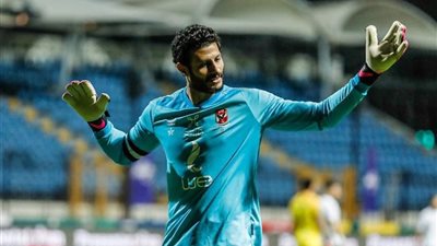 شجارات واعتداءات على الحكام تتسبب في إيقافات لاعبين ومدربين بالدوري المصري