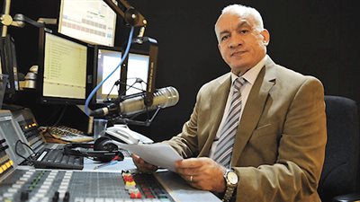 محمود المسلمي.. وفاة كبير المذيعين بهيئة الإذاعة البريطانية