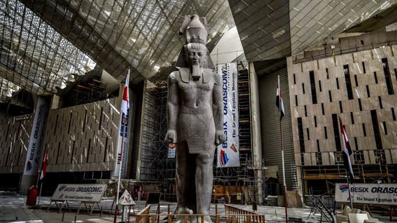 آثار