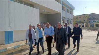 جولة تفقدية لمحافظ الشرقية لمستشفي الصالحية المركزي