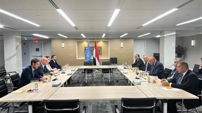 تأكيداً للعلاقات.. سامح شكري يهنئ نظيره الألباني بمنصبه الجديد 