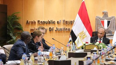 المستشار عمر مروان وزير العدل يستقبل نائب رئيس مجموعة البنك الدولي