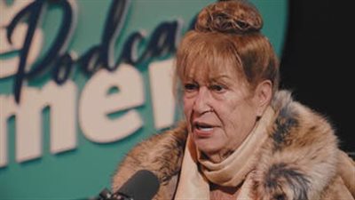 منى واصف: تعلمت تجويد القرآن الكريم وأنا خسرت أحلامي