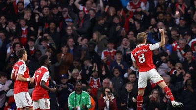 أرسنال يفوز بكلاسيكو لندني مثير.. ويفتح باب التتويج مرةً ثانية