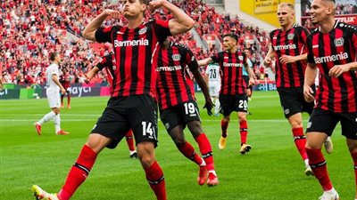 ليفركون يكتسح آينتراخت بثلاثية في الدوري الألماني