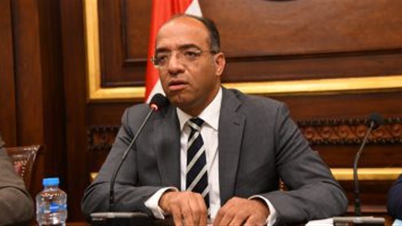 قال النائب علي مهران