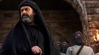 مشوار كريم عبدالعزيز الفنى من «المشبوه» لـ «الحشاشين» وتصديق منطق شخوصه الدرامية