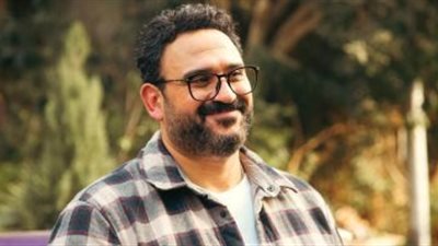 أكرم حسني يحجز مقعده في الموسم الرمضاني القادم ٢٠٢٤