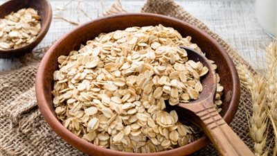 تعرف كيف يعزز الشوفان صحة الجهاز الهضمي