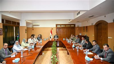 «سويلم» يتابع إجراءات الإستعداد لموسم السيول والأمطار الغزيرة