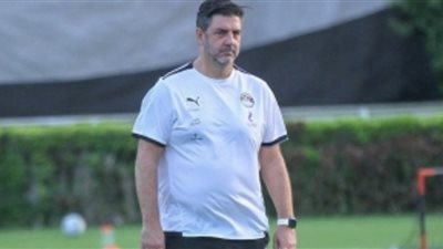 بين الحقيقة والشائعات: فيتوريا يفند تدخله في أزمة الزمالك