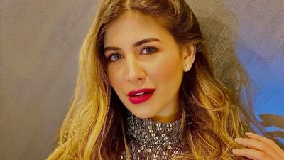 ملك قورة تشوق جمهورها لـ حكاية «ماتيجي نشوف»