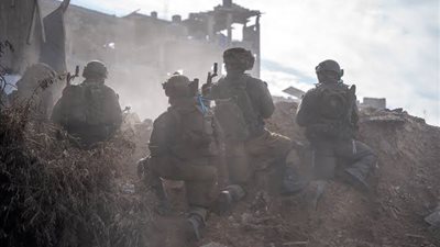 جيش الاحتلال يواصل قصف غزة.. وعيد ميلاد حزين في بيت لحم