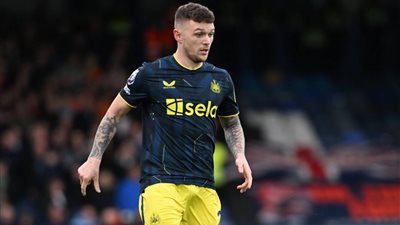 نيوكاسل يستضيف نوتنجهام فورست غدا في الدوري