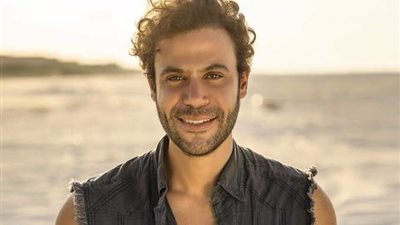 محمد إمام يكشف عن الإعلان الأول لفيلم 