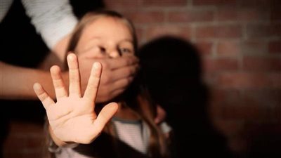 لشهادة الطبيب الشرعي.. مد أجل الحكم على هاتك عرض طفلة في الجيزة