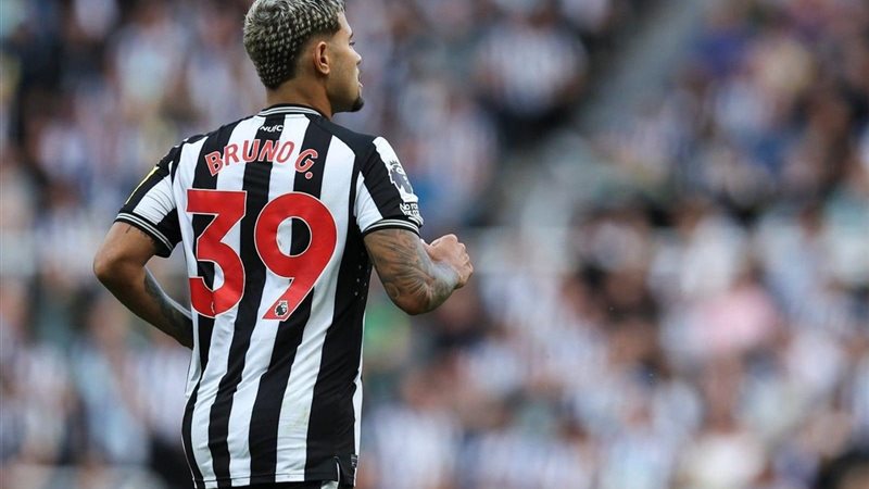 1AB3AF1C-23D6-4E4B-9872-086374C60897