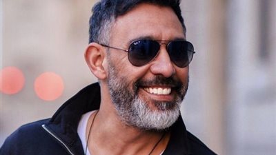 عمرو مصطفى يعلن تسوية أزمته مع أسرة أم كلثوم ..ما القصة؟