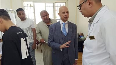 مسعود يتفقد الخدمة الطبية بعيادة الجلدية والجذام بالزقازيق
