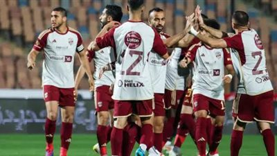 طاهر والدبيس أساسيان فى تشكيل الأهلي أمام زد