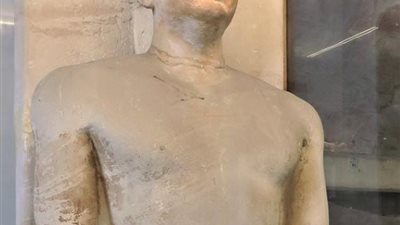 من بين 50 ألف قطعة أثرية...تمثال 