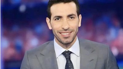 ايديكم ملطخه بدماء أطفال غزه…ابو تريكة يوجهه رساله قويه لرئيس امريكا