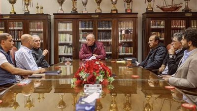 فوز يواكبه استراتيجية: رئيس الأهلي يبحث التخطيط المستقبلي مع كولر