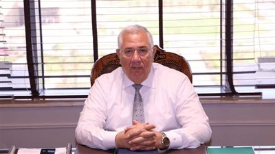 «وزير الزراعة» الإفراج عن 319 ألف طن أعلاف