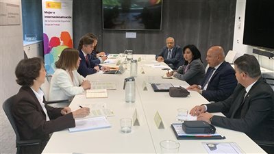 ماذا حدث في لقاء وزير النقل مع نظيره الإسباني؟