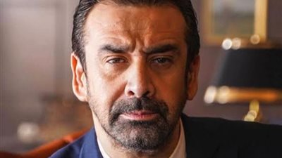 «الفرعون الأخير».. عمل سينمائي جديد لـ كريم عبدالعزيز