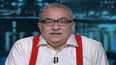 القضاء الإداري يُصدر قرارًا لصالح إبراهيم عيسى