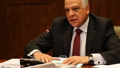 محافظ الجيزة: نسعى للارتقاء بمستوى الخدمات المقدمة للمواطنين للرد على الشكاوي